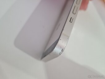 Apple iPhone 13, 128 GB - 8