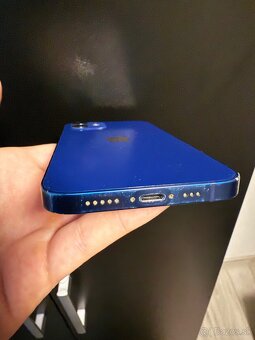 iPhone 12 - 8