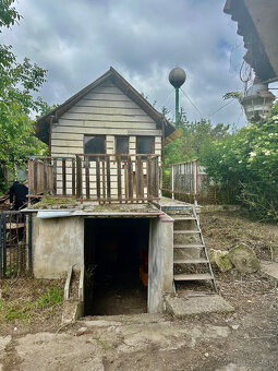 Starší rodinný dom na veľkom pozemku 1273 m2, Brestovany - 8