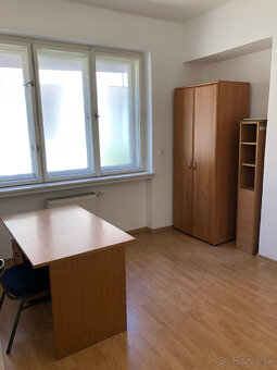 Kancelária Mierové námestie - Trenčín - 8