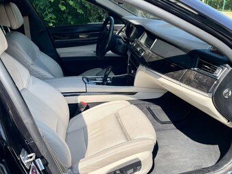 BMW 750d xDrive M-packet - 8