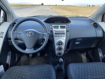 Toyota Yaris 2008 1.0 51KW - 8