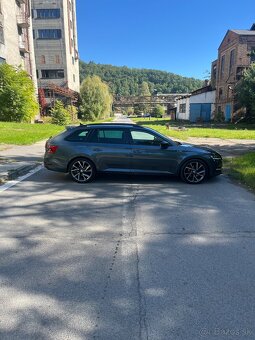 Skoda superb sportline - 8