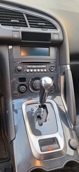Peugeot 3008 - 8