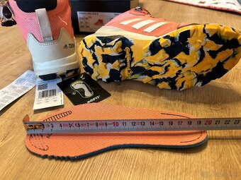 PREDANÉTerrex Mid Gtx K, velk 31,5 gore-tex Adidas - 8
