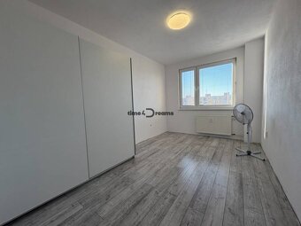 Na predaj: 4 izbový byt + LOGGIA + PIVNICA - 8