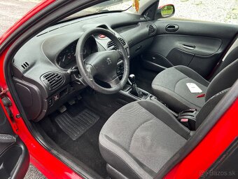 Peugeot 206 - 8