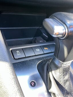 VW Golf Variant 2.0 Tdi DSG - 8