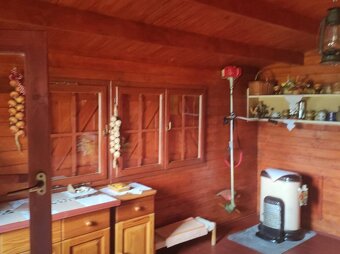 TURANY-REKREAČNÁ CHATA na pozemku /1706 m2 - 8