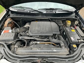 Jeep Grand Cheroke 2,7 - 8