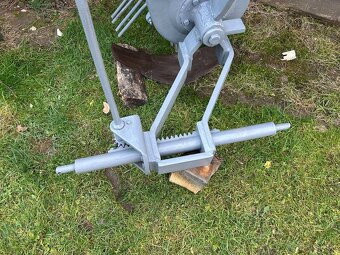 Predám vyorávač zemiakov - 8