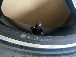 Original Audi Sport Q2 SQ2 r19 235/40/19 100% - 8