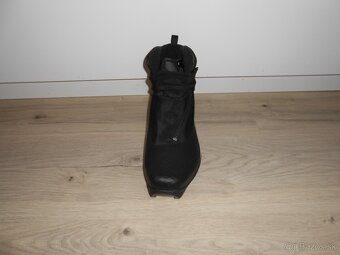 Predam nove bezkarske topanky znacky MC KINLEY ACTIVE - 8