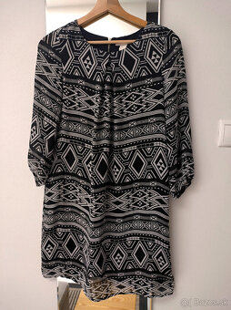 Damske oblečenie,šaty a sveter S - M,cena za kus,SPOLU ZLAVA - 8