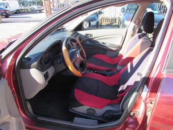 Nissan Almera 1.8 Comfort CVT - 8