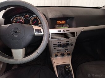 Opel Astra combi - 8