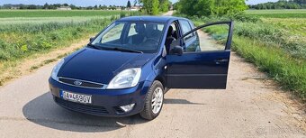 Ford fiesta - 8
