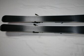 dievcenské lyže Rossignol 130 cm , lyžiarky head - 8
