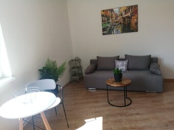 Predám 1 izb.byt - 8