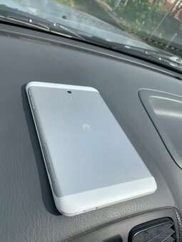 Huawei - 8