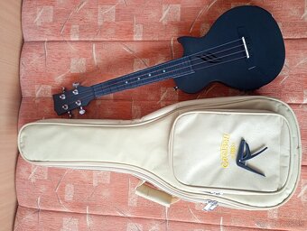 Predám el-ak. ukulele Cascha HH 2258 - 8