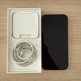 iPhone 14 Pro 256 GB zlatý - 8