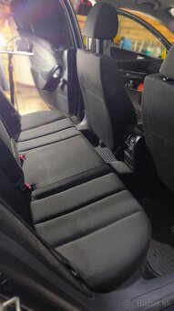 Volkswagen Golf 6 - 8