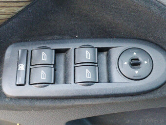 Ford cmax 2,0TDCi Duratorq 100kW, Ghia - 8