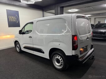 Peugeot Partner 2019 1.6hdi kamera vyhrevy ťažné 1majiteľ - 8