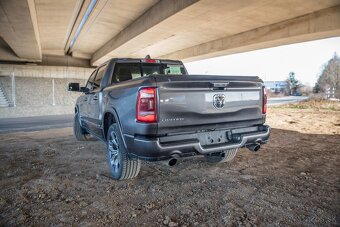 Dodge Ram limited 2020 - 8