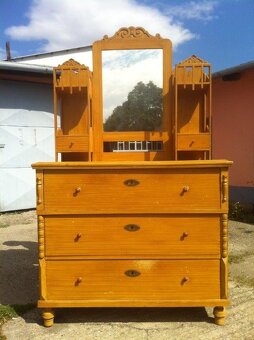 Predám dve starožitné komody - 8