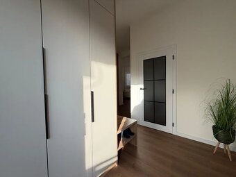 Moderný,nadštandardný byt v rodinnom dome so súkrom. dvorom - 8