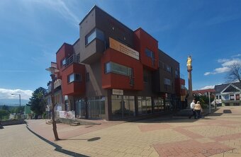 Kancelárske-obchodné priestory-centrum Prievidza - 8