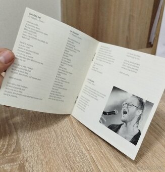 Predám CD Vašo Patejdl (ELÁN) - Chlapčenský úsmev - 8