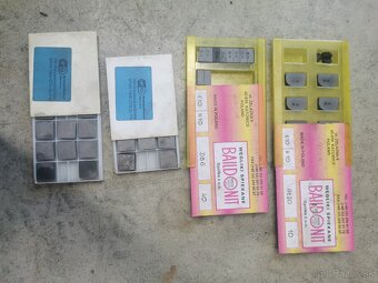 Mix materiálu - 8