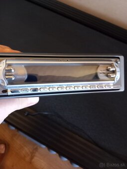 Autorádio Sony. - 8