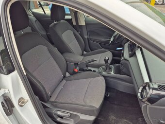 Škoda Fabia 1.0 TSI Ambition - 8