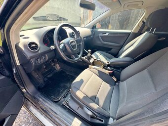 Audi A3 8P 1.6 FSI 85 KW - 8