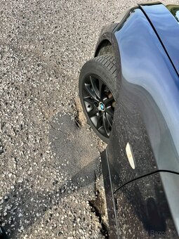 Bmw E90. 320D - 8