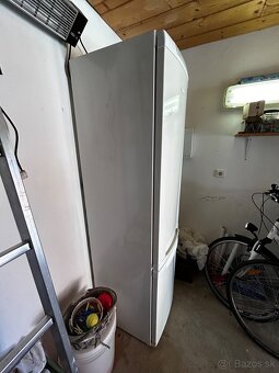 Predám chladničku s mrazničkou Electrolux ERB40003W8 - 8