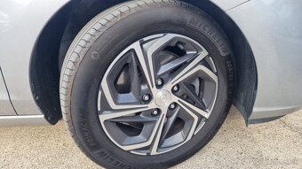 Hyundai i30 CW 1,5 TGDI Family, 117kw, AT/7 - 8