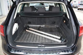 Volkswagen Touareg 3.0 TDI BMT 4-Motion - 8