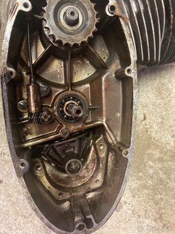 Predám motor cz 175 450 a jawa 250 - 8