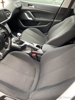 Peugeot 308 SW - 8