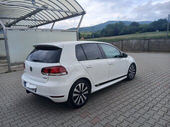 Volkswagen Golf VI 1.6TDI CR 77kw BLUEMOTION 2011 - 8
