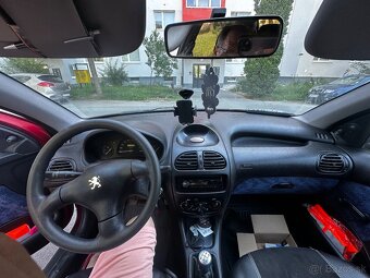 Peugeot 206  1,1 benzín - 8