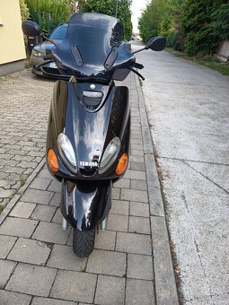 Skúter Yamaha majesty 125 - 8