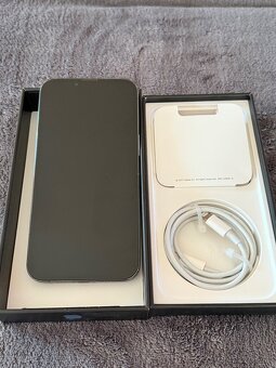 Predám iPhone 13 pro 256gb Blue - 8