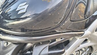 Suzuki SFV650 Gladius - 8