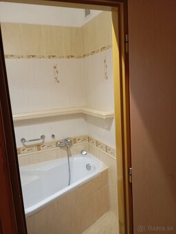 3 Izbovy byt v Ladcoch - 8